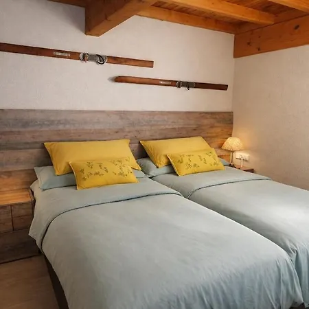 Apartmán Exclusive Duplex With A Private Terrace And Views Enveitg